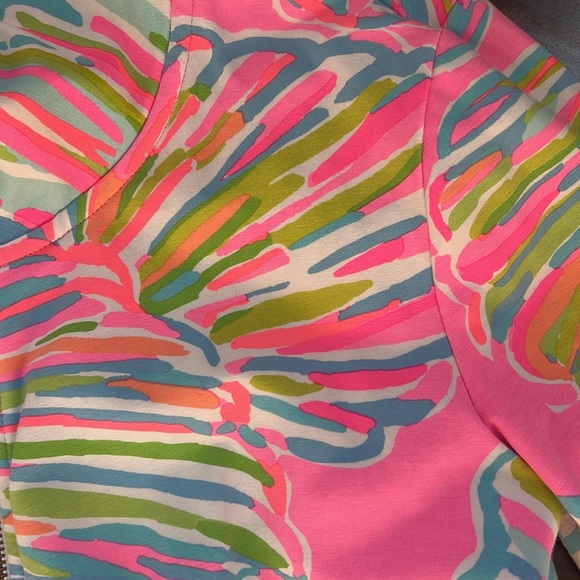 Like new Lilly Pulitzer full zip jacket size M - Picture 3 of 5